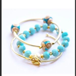 NEW Michael Gabriel’s Tiffani Stacking Bracelet Set Gold and Blue Beads Set of 3